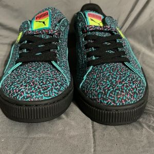 Confetti Print Pumas